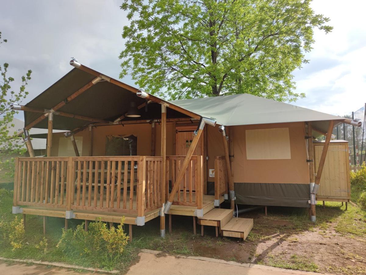 Teiraboa Base Camp Hotel Arzua Ngoại thất bức ảnh