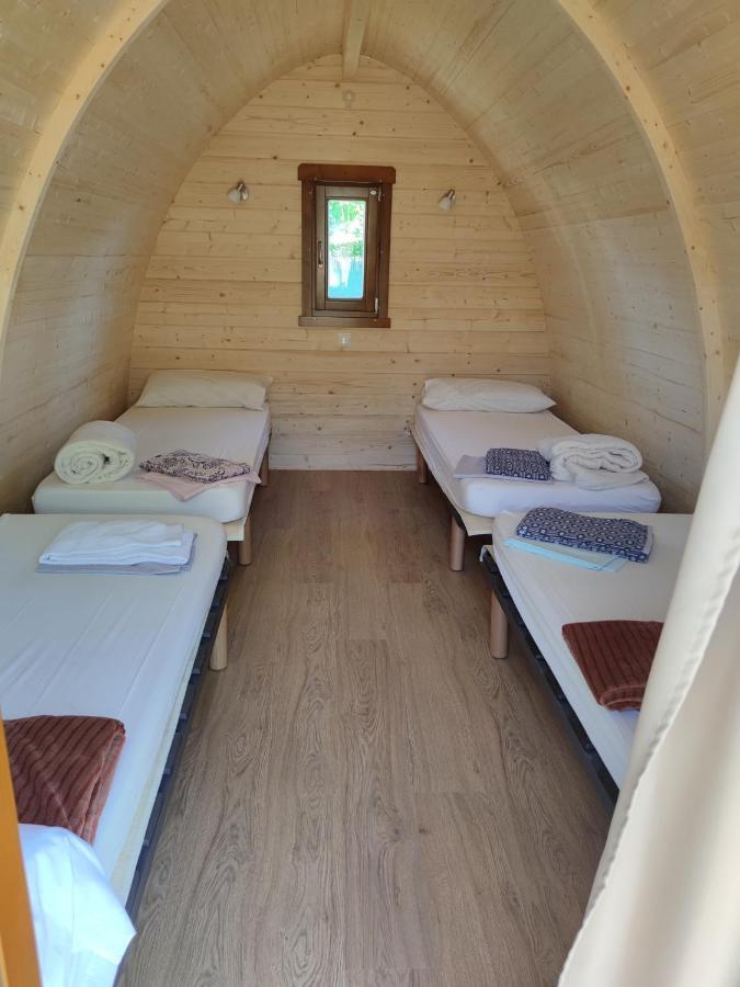 Teiraboa Base Camp Hotel Arzua Ngoại thất bức ảnh